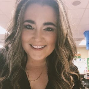 Meet your Posher, Megan